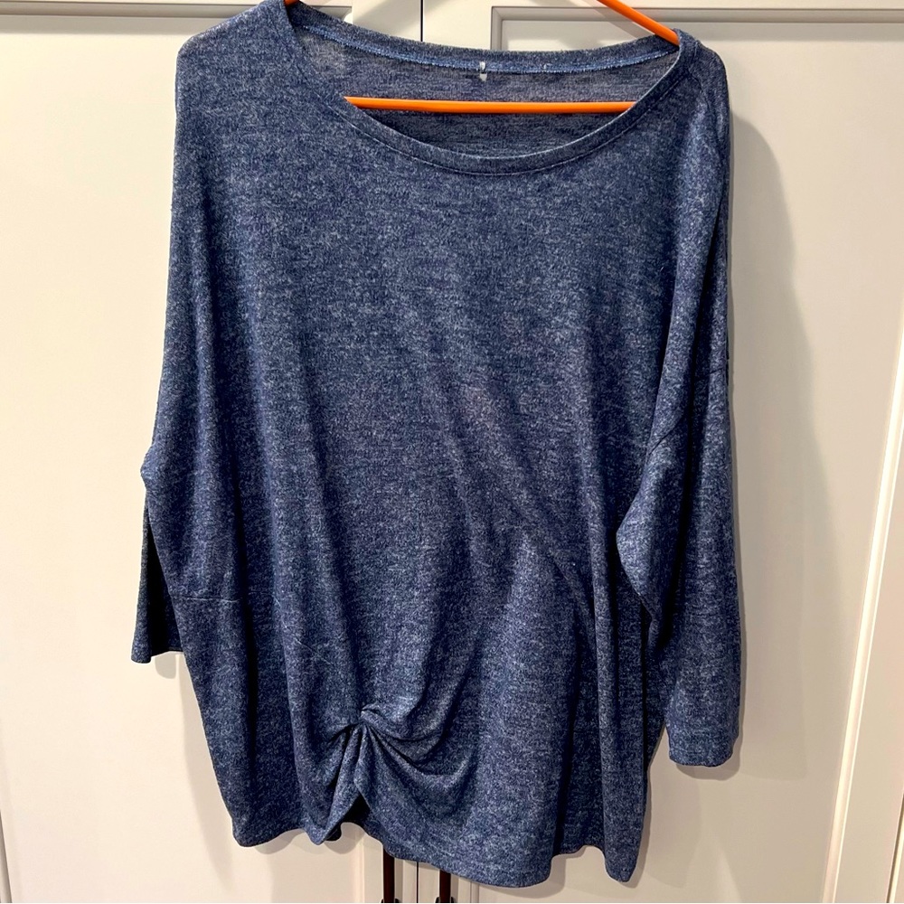 Super soft Blue knit top crew neck with knotted bottom front 3x